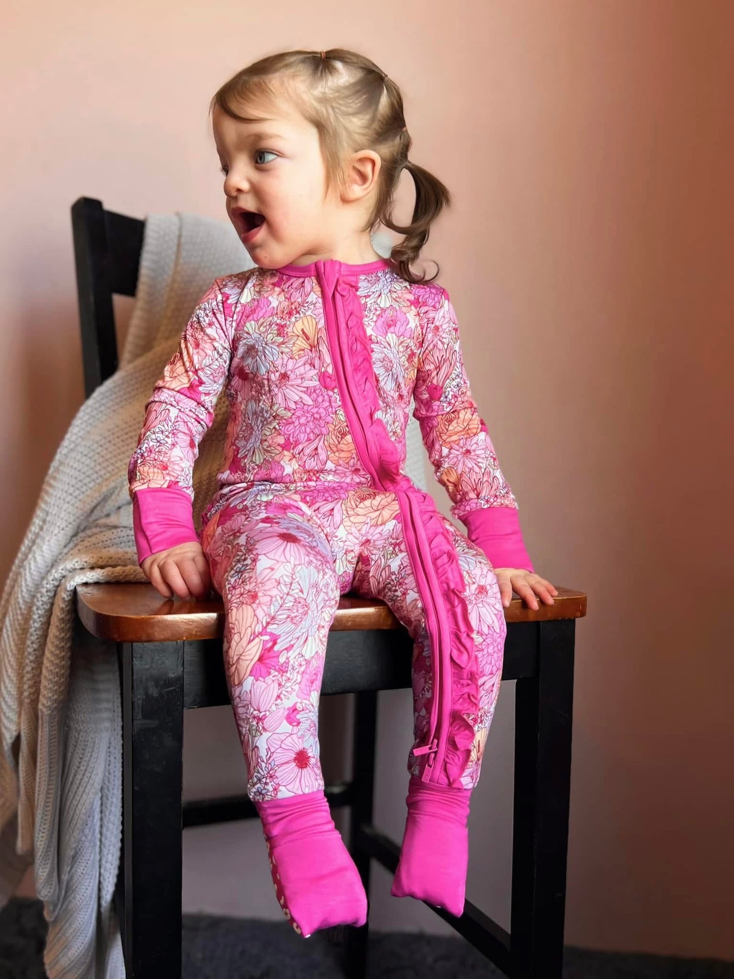 Journee Bamboo Ruffle Convertible Footie